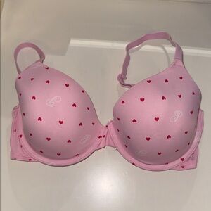 PINK T-shirt Bra with Heart Accents
